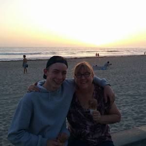 Meet your Posher, Travisaj